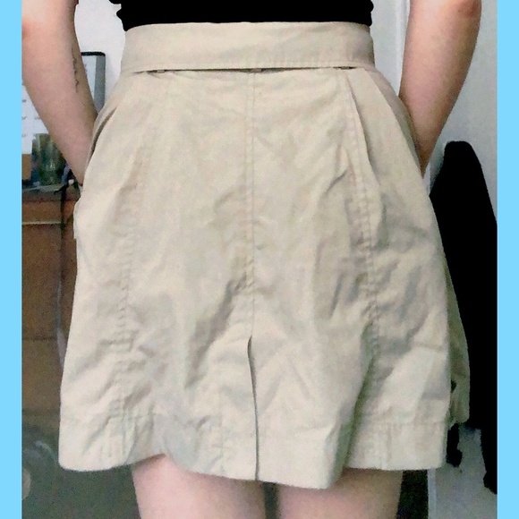 H&M Double-Breasted Safari Cargo Khaki Skirt - Picture 2 of 5